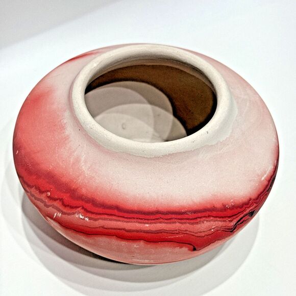 Vintage Nemadji Pottery Swirl Vase Handmade in USA Red Pink Native American - Picture 6 of 10